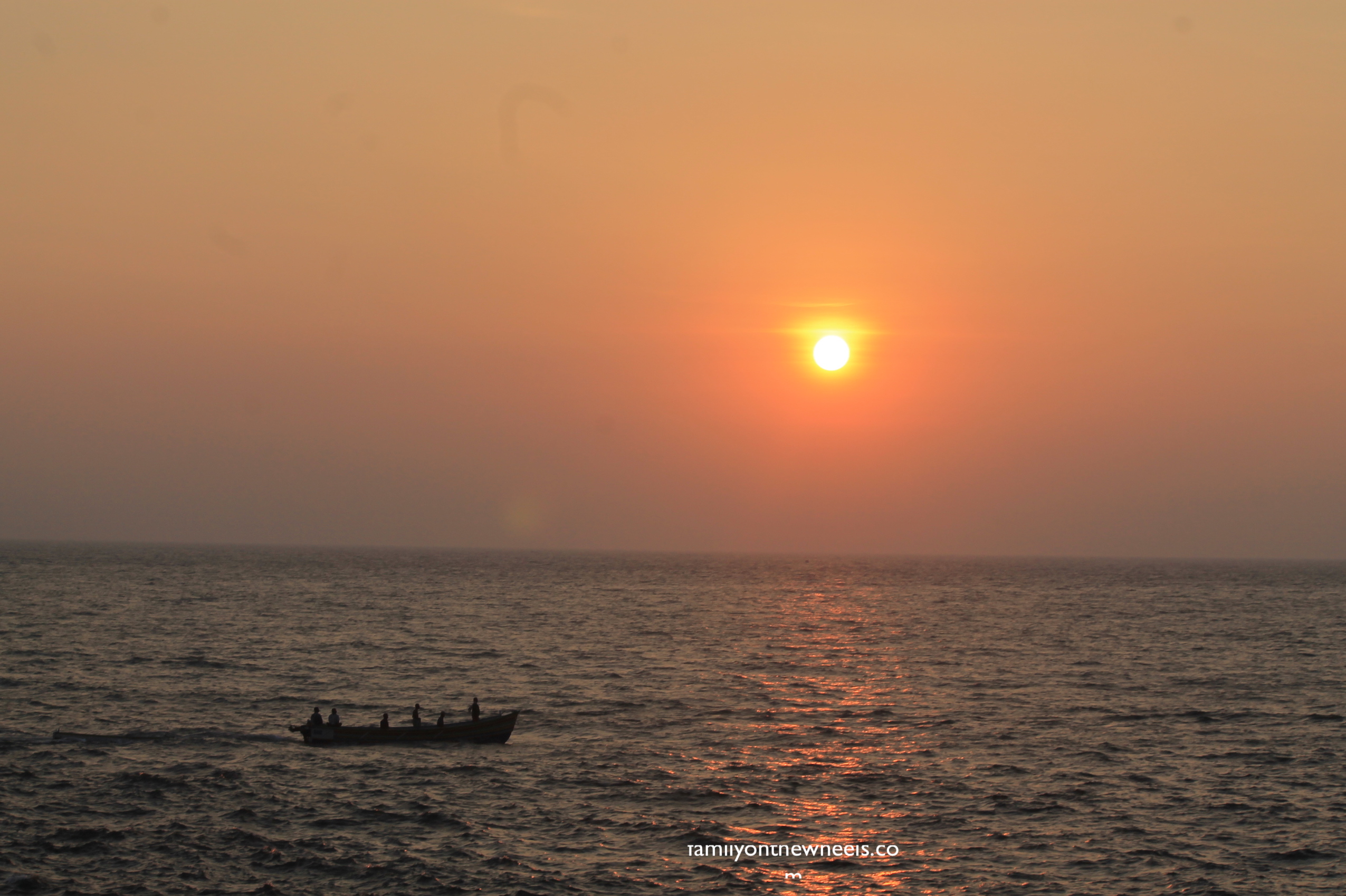 If you are at kerala, never forget to explore the mesmerizing and sunkissed Kovalam beaches, quite close to Trivandrum and easily accessible. Witnessing the best sunset over the beaches #sunset #beach #beachlove #kerala #trivandrum #kovalam #familytravel #travelbloggers