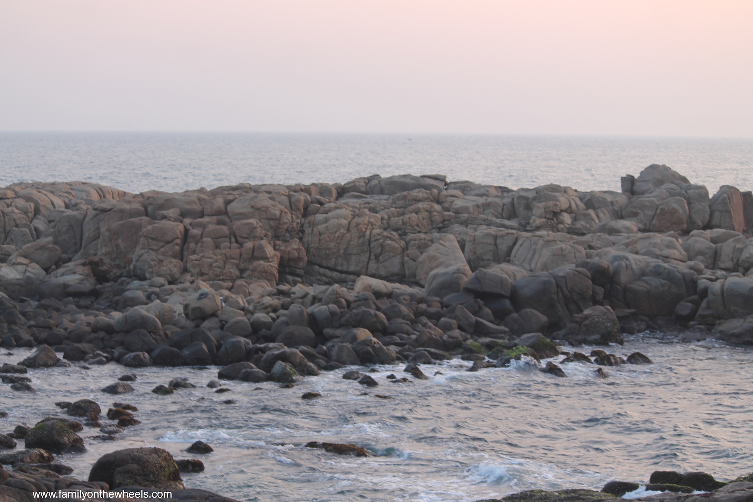 If you are at kerala, never forget to explore the mesmerizing and sunkissed Kovalam beaches, quite close to Trivandrum and easily accessible. Witnessing the best sunset over the beaches #sunset #beach #beachlove #kerala #trivandrum #kovalam #familytravel #travelbloggers