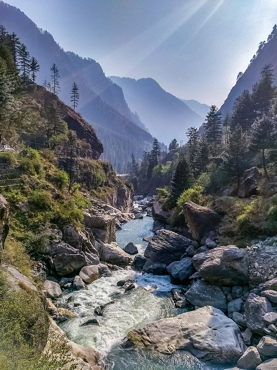 Parvati valley - Kasol is one of the places you need to visit for some adventure or for party. Read why Kasol is a perfect hill station #hillstation #kasol #himachalpradesh #india #vacations #summervacations #holidays