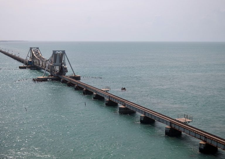 Are you planning to visit Rameshwaram, or Rameswaram? Then here is the guide for you, where to travel in Rameshwaram, Where to stay / Best hotels at Rameshwarama nd how to reach there. Read more #rameshwaram #travelIndia #pilgrimage #pilgrims #holy #Ramayan #travellers #solotraveller #daiwikHotel